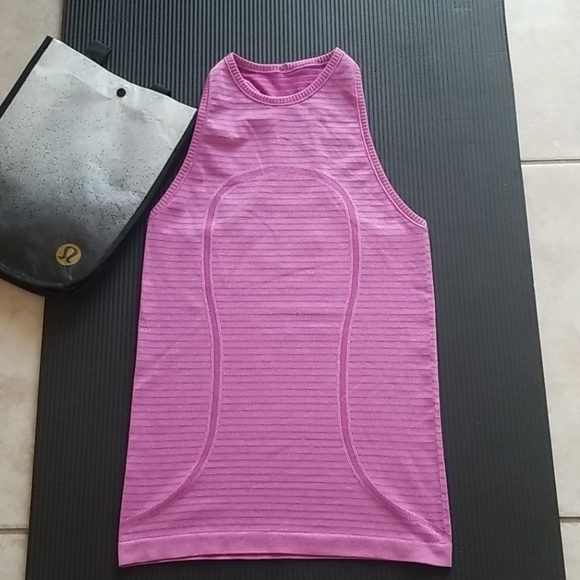 lululemon athletica Tops - Lululemon Swiftly Tech high neck racerback